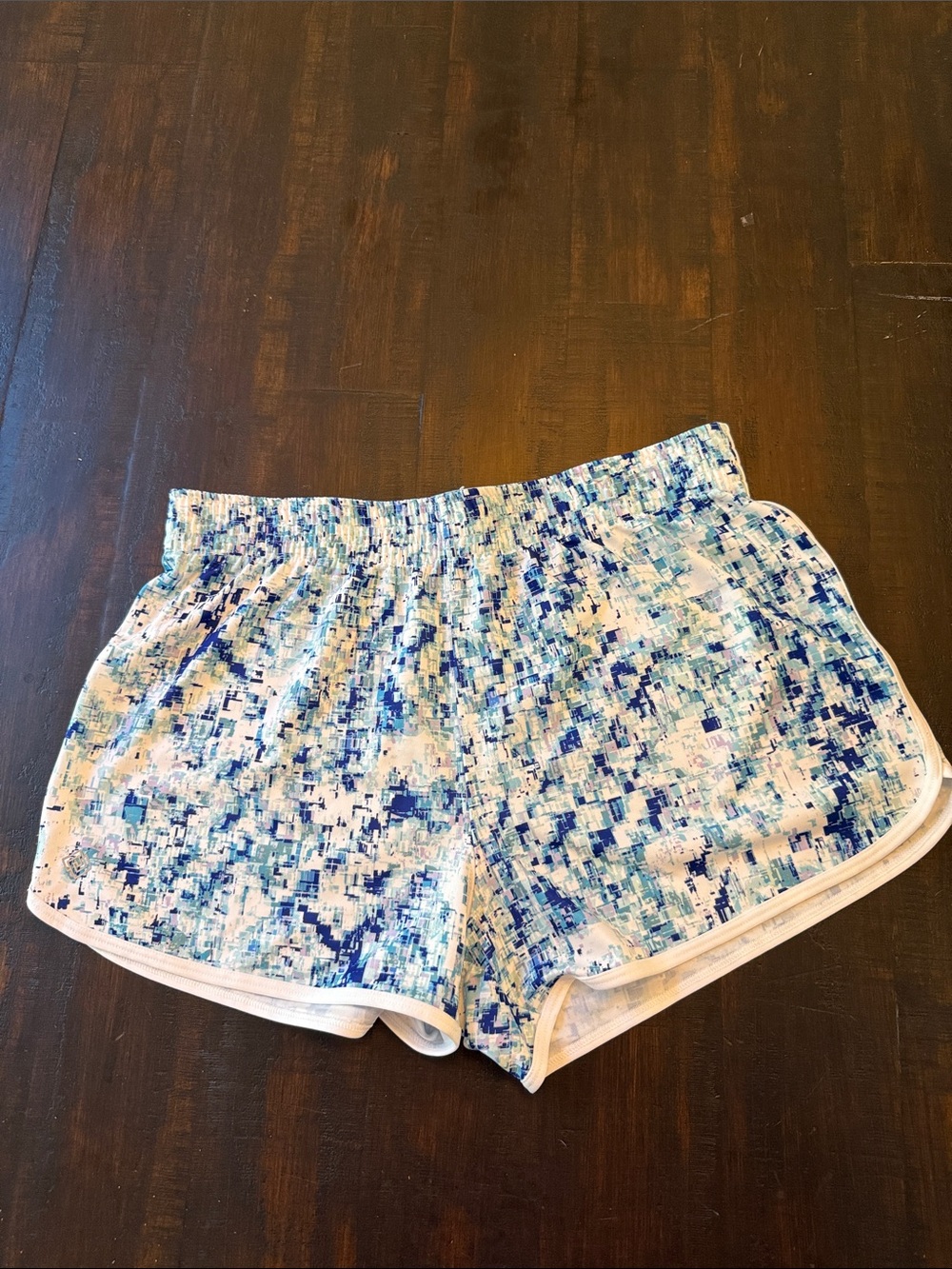 Women’s Blue Pixel-Print Athletic Shorts Size Large